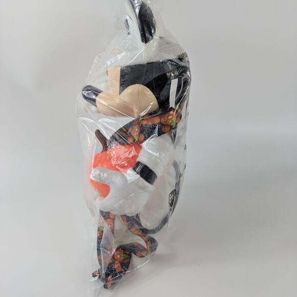 Mickey Mummy GLOW Popcorn Bucket 2021 Disney Parks Halloween New Factory Sealed - Picture 2 of 8